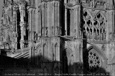 photographie “Le Jour ni l’Heure 2583 : La Cathédrale — XIIIe-XVIe s. — vue prise de l’hôtel Meson del Cid, ch. 203, Burgos, Vieille-Castille, Espagne, mardi 27 août 2024, 20:15:57” par Renaud Camus — www.renaud-camus.net — cathédrale, La Cathédrale, catédral, Burgos, cathédrale de Burgos, Meson del Cid, hôtel Meson del Cid, Castilla, Castilla-la-Vieja, Vieille-Castille, Castilla y Leon, Castille, Espagne, Spain, Espana, gothique, Renaissance