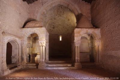 photographie “Le Jour ni l’Heure 2288 : église de San Juan de Duero, XIIe s., les balsaquins, Soria, Vieille-Castille, Espagne, mardi 27 août 2024, 11:41:18” par Renaud Camus — www.renaud-camus.net — Soria, San Juan de Dueroe, église, iglesia, baldaquin, baldaquins, intérieur, roman, romane, romanesque, romanico, romanica, mozarabe, provincia de Soria, province de Soria, Castille, Vieille-Castille, Castilla y Leon, Espagne, Spain, Espana, Espanha