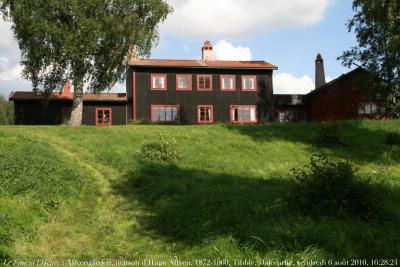 photographie “Le Jour ni l\'Heure 0055 : Alfvengården, 1945, maison du compositeur Hugo Alfven, 1872-1960, à Tibble, près de Leksand, Dalécarlie, Suède, vendredi 6 août 2010, 17:” par Renaud Camus — www.renaud-camus.net — demeures de l'esprit, musique, musicien, maison de musicien, maison de compositeur, composer's houses, Sverige, Sweden, Dala, music, Dalarna