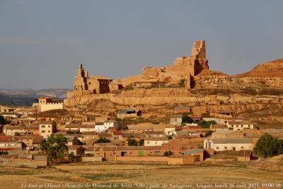 photographie “Le Jour ni l’Heure 2155 : château de Monreal de Ariza, fondé par Alphonse-le-Batailleur en 1128, province de Saragosse, Aragon, Espagne, lundi 26 août 2024, 19:00:38” par Renaud Camus — www.renaud-camus.net — Monreal de Ariza, Ariza, château, château de Monreal de Ariza, Aragon, Saragosse, province de Saragosse, Zaragoza, châteaux en Espagne, castillo, Espagne, Alphonse-le-Batailleur, Alfonso I el Batallador