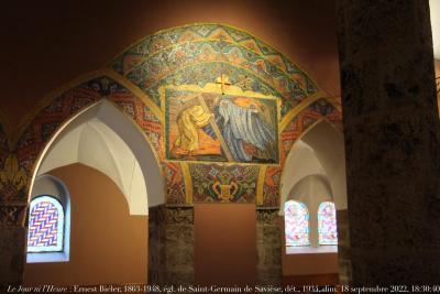 photographie “Le Jour ni l’Heure 8860 : Ernest Biéler, 1863-1948, église de Saint-Germain de Savièse, 1934, dét., chemin de croix, Valais, Suisse, dimanche 18 septembre 2022, 18:30:40” par Renaud Camus — www.renaud-camus.net — Biéler, Ernest Biéler, Saint-Germain, Saint-Germain de Savièse, Savièse, mosaïque, chemin de croix, Christ, Jésus tombe, Valais, Suisse, école de Savièse